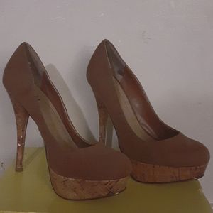 Women's shoes